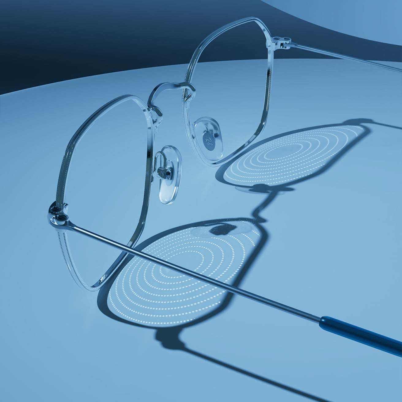 Essilor Stellest lenses showing HALT technology